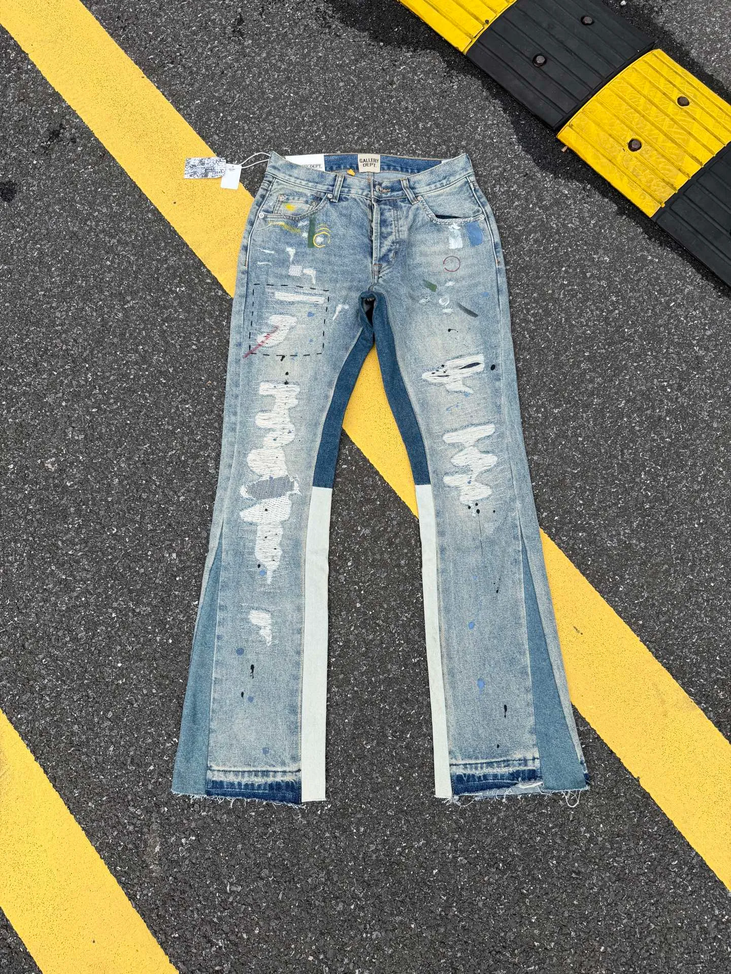 P300💰GA02 Top heavy industry GALLERY DEPT. Spliced ​​ink splash paint hand-stitched holes washed retro jeans men and women high street splash ink pants micro-flared casual trousers trendy couple same style Size: 28 30 32 34 36 (corresponds to S M L XL XXL)